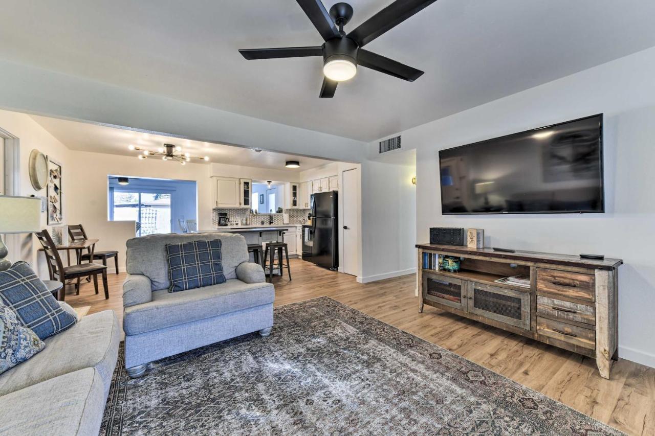 Downtown Gilbert Home With Fenced Yard And Fire Pit! Kültér fotó